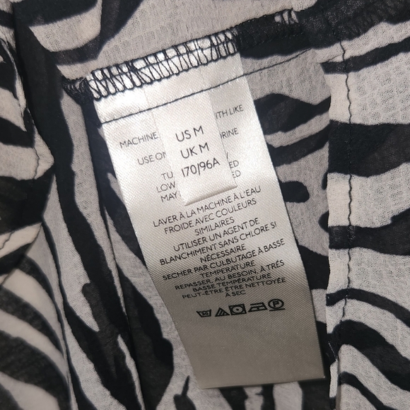 Nwt free people Zebra print flowy long sleeve button down shirt size medium - Picture 8 of 9